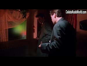 Joy Gregory nude, boobs scene in Blink (1993) 3