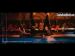 Julia Thomas in Night Out (2018) 12
