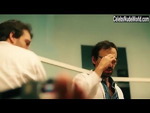 Karen Motta in Sob Pressao (series) (2017) 19