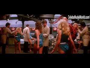 Karen Ribbens in Lost Empire (1984) 4