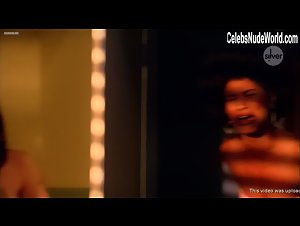 Karimah Westbrook in How to Get the Man's Foot Outta Your Butt (2003) 9