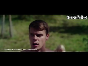 Katarina Gellin in Thompsons (2012) 10