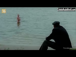 Katarzyna Dabrowska in Sprawiedliwy (2015) 7