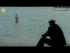 Katarzyna Dabrowska in Sprawiedliwy (2015) 8
