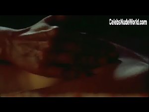 Kate Mundt in Hopla pa sengekanten (1976) 10