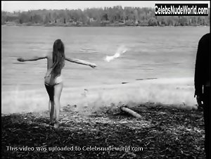 Kristiina Halkola in Kapy selan alla (1966) 4