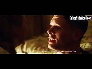 Krisztina Goztola in HHhH (2017) 17