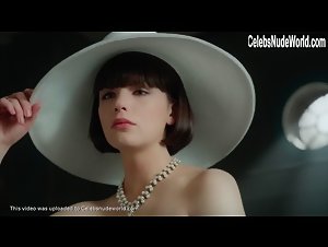 Ksenia Lukyanchikova in Krasnaya Koroleva (series) (2015) 10