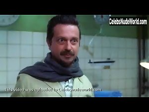 Laila Saab in Asesino en serio (2002) 20