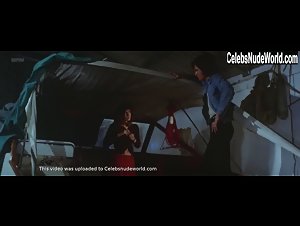Laura Belli in La polizia ringrazia (1972) 7