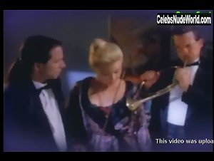 Laura Huffman in Divorce Law (1993) 3