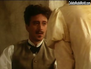 Laura Kamis Wrang in August Strindberg: Ett liv (series) (1985) 12