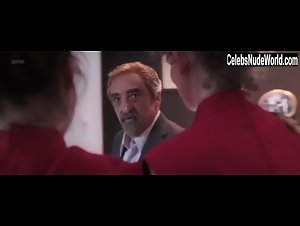 Laura Pizzirani in Youtopia (2018) 2