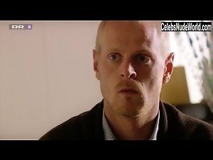 Laerke Winther in En enkelt til Korsor (2008) 14