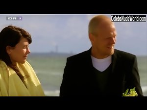 Laerke Winther in En enkelt til Korsor (2008) 2