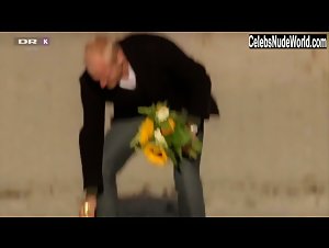 Laerke Winther in En enkelt til Korsor (2008) 9