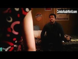 Lena Cheney in Zack and Miri Make a Porno (2008) 16