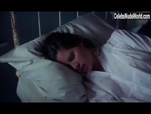 Leslie Cumming in La casa 4 (1988) 5