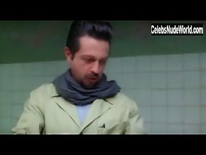Liana Iniesta in Asesino en serio (2002) 9