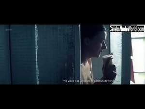 Libby Munro nude, shower scene in Eight (2016) 11