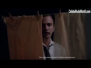 Lidiane Lisboa in Ninguem Ama Ninguem por Mais de Dois Anos (2015) 3