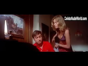 Linda Hutton in Man Who Fell to Earth (1976) 1