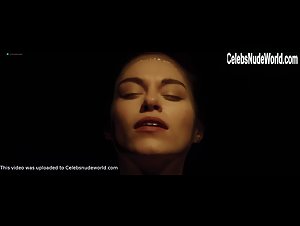 Lindsey Campbell in Holly Kane Experiment (2017) 6
