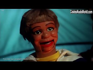 Lisa Glaser in Humanoids from the Deep (1980) 10
