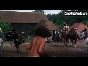 Lisa Mulidore in Wicked Lady (1983) 12