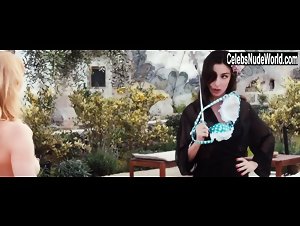 Lodovica Marie Rogati in Pane e burlesque (2014) 11