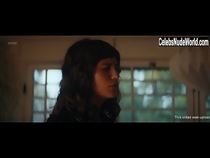 Lola Kirke in Untogether (2018) 17