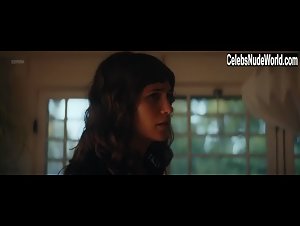 Lola Kirke in Untogether (2018) 18