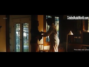 Lola Kirke in Untogether (2018) 7