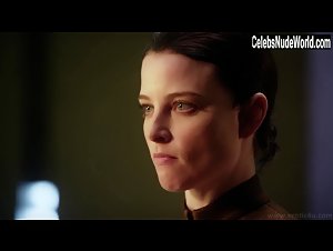 Luvia Petersen in Continuum (series) (2012) 19