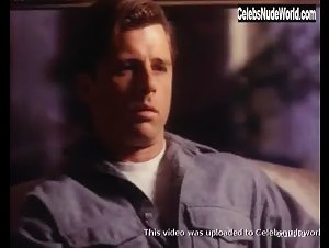 Lynette O'Connell in Animal Instincts (1992) 14