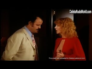 Lynn Endersson in Pasion prohibida (1982) 5