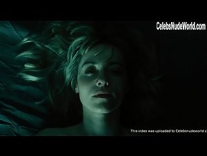 Malgorzata Buczkowska in Zasada przyjemnosci (series) (2019) 18