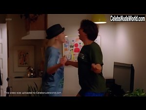 Madeline Wise in Crashing (series) (2017) 20