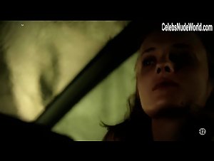 Magdalena Malina in Engrenages (series) (2005) 16