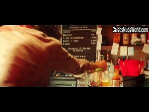 Mantha Balourdou in Happy Birthday (2016) 5