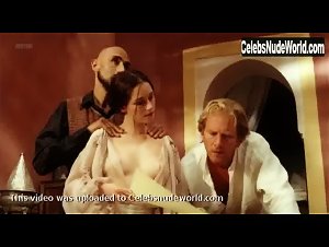 Marie Espinosa in Gradiva (C'est Gradiva qui vous appelle) (2006)