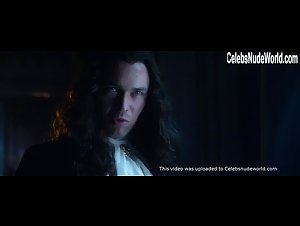 Marina Bouras in Tordenskjold og Kold (2016) 15