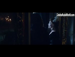 Marina Bouras in Tordenskjold og Kold (2016) 2