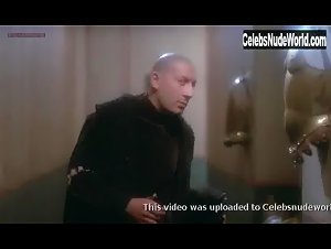 Marina Pierro in Les heroines du mal (1979) 12