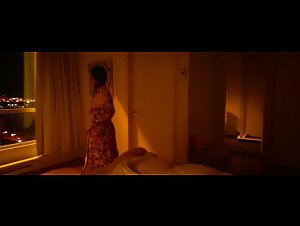 Maripier Morin in La chute de l'empire americain (2018) 20
