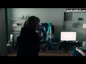 Martyna Kowalik in Zasada przyjemnosci (series) (2019) 2