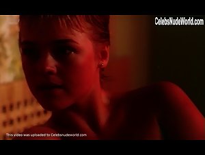Masja Dessau in Det parallelle lig (1982) 20