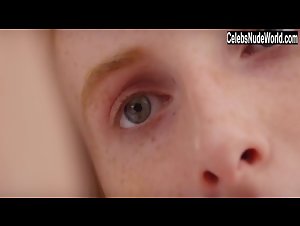 Mathilde Cartoux in Movement Ivory (2014) 11