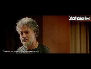 Monica Maci in Eddie Reynolds y Los Angeles de Acero (2014) 10