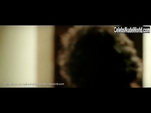 Monica Maci in Eddie Reynolds y Los Angeles de Acero (2014) 20